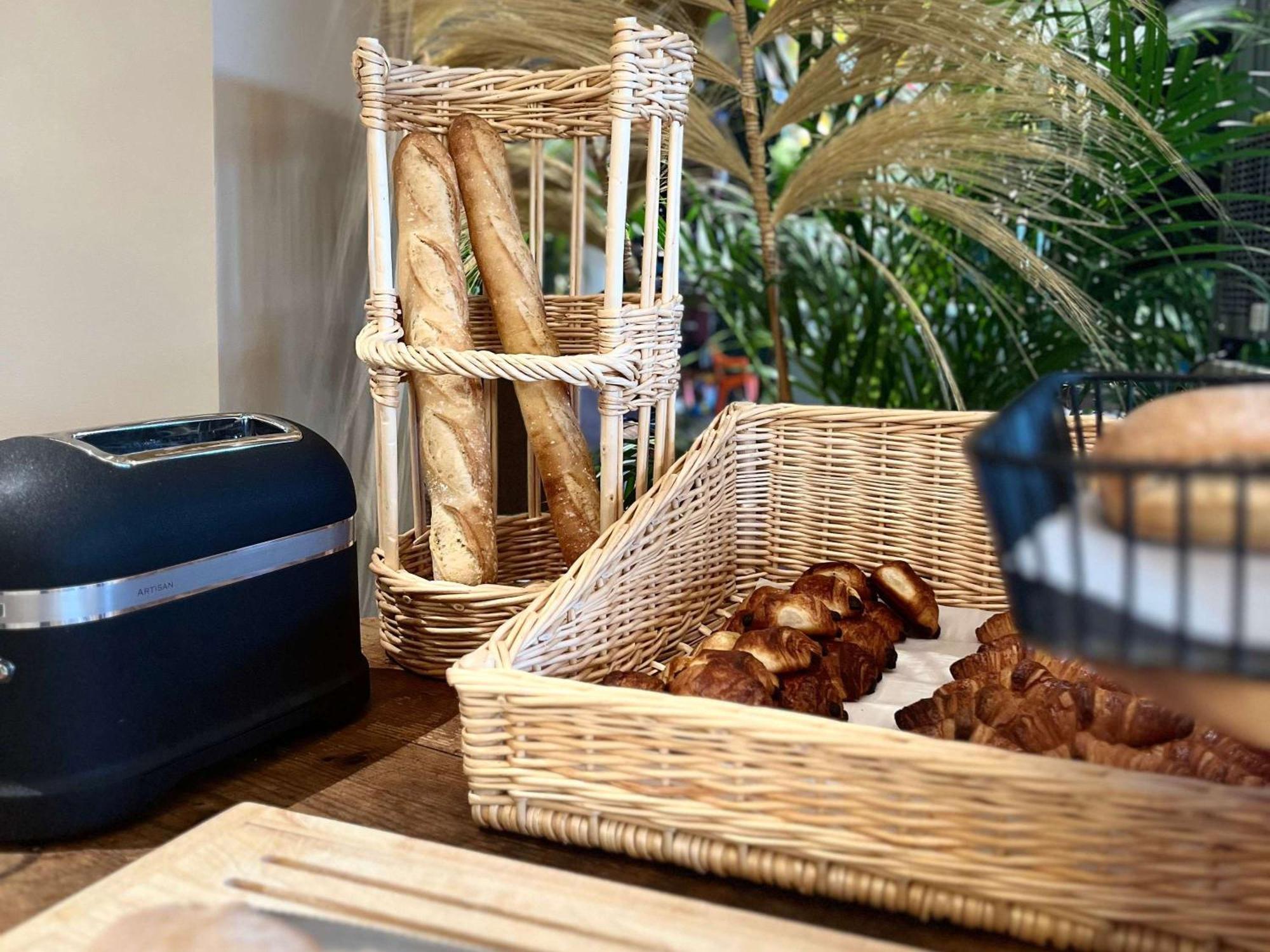 Aparthotel Adagio Access Porte De Camargue Saint-Martin-de-Crau Eksteriør bilde