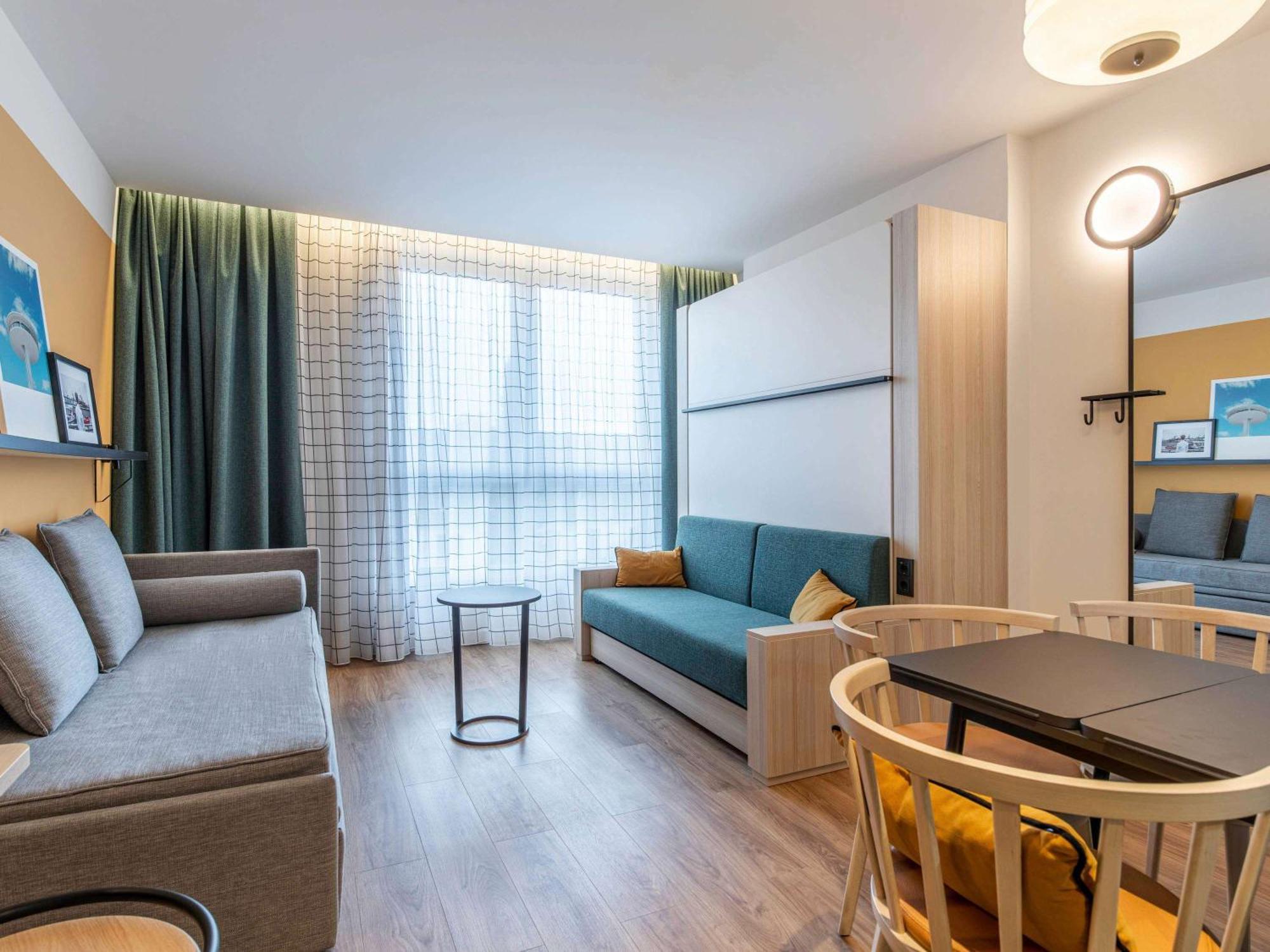 Aparthotel Adagio Access Porte De Camargue Saint-Martin-de-Crau Eksteriør bilde