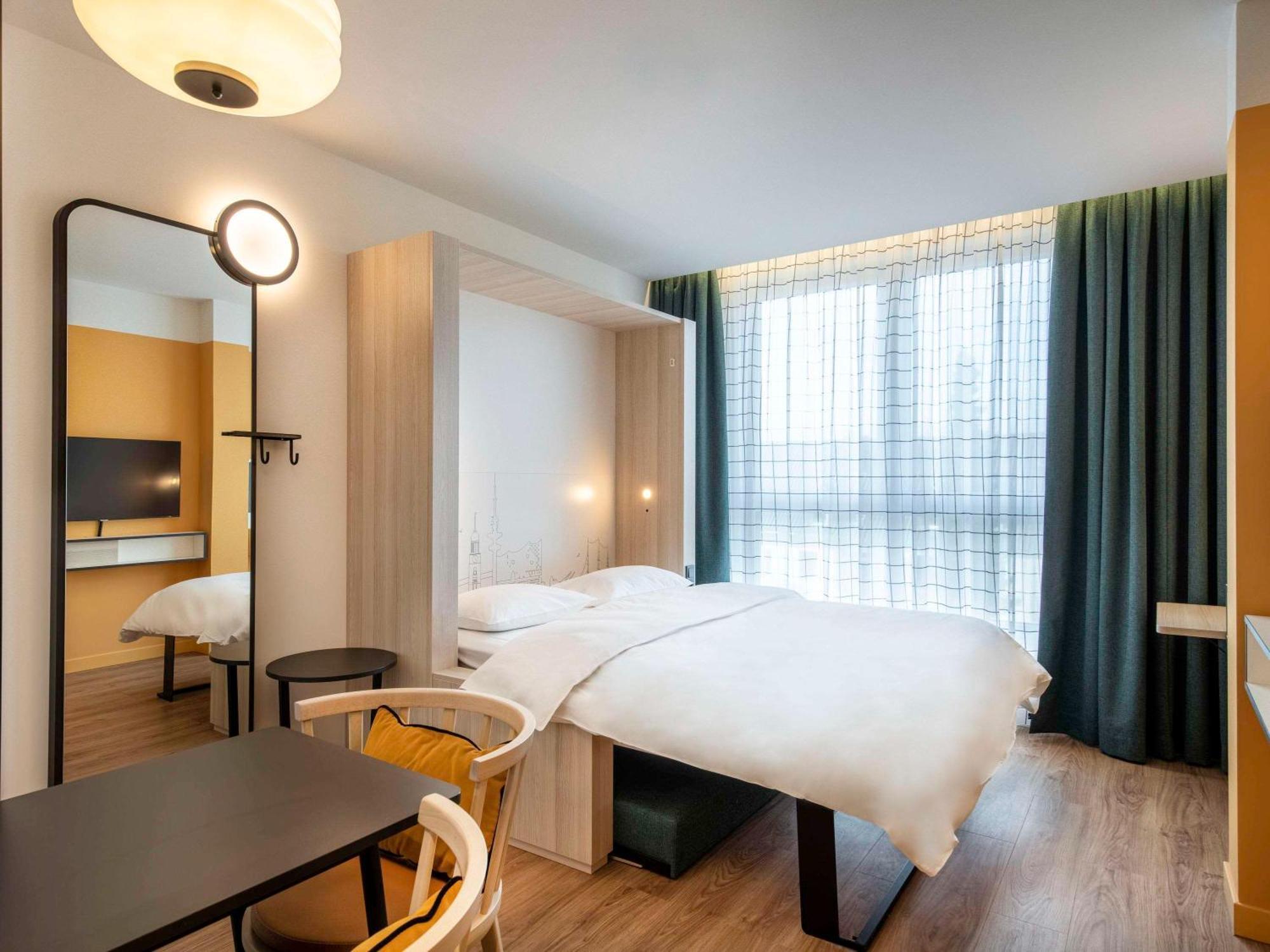 Aparthotel Adagio Access Porte De Camargue Saint-Martin-de-Crau Eksteriør bilde